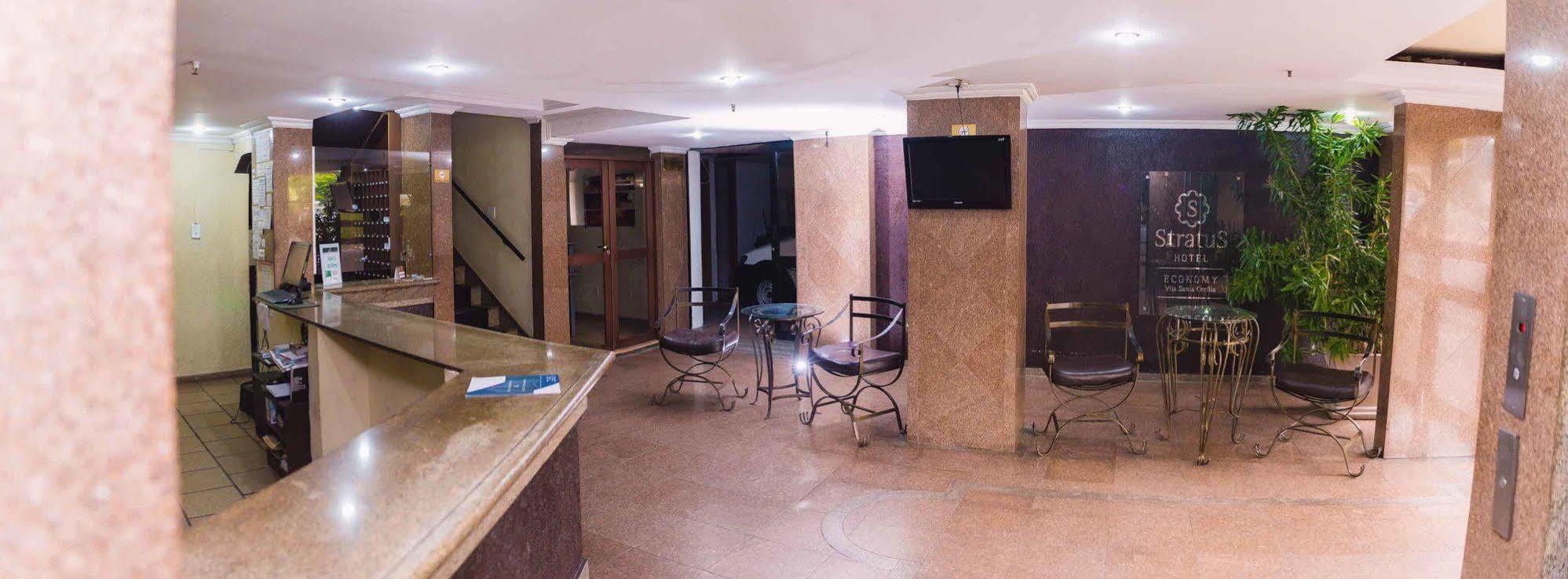 Stratus Vila Hotel Волта-Редонда Экстерьер фото